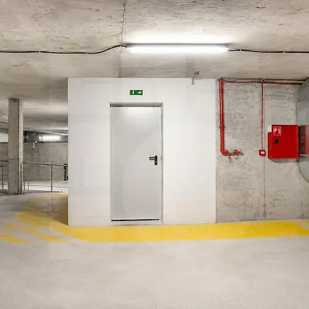 1br Golden Urban Hive With Parking Апартаменты *